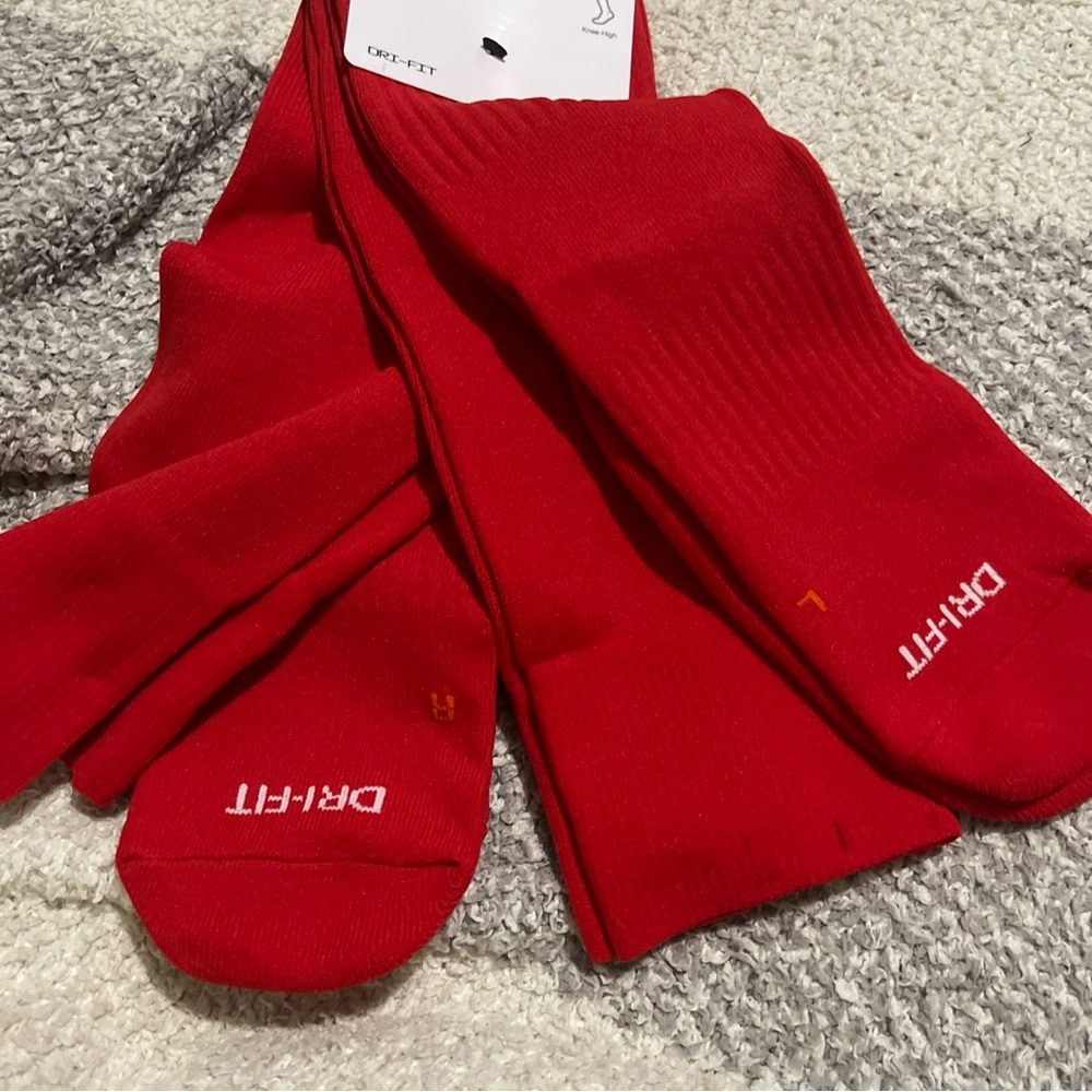 Nike Red Dri-FIT Athletic Socks - Picture 4 of 6
